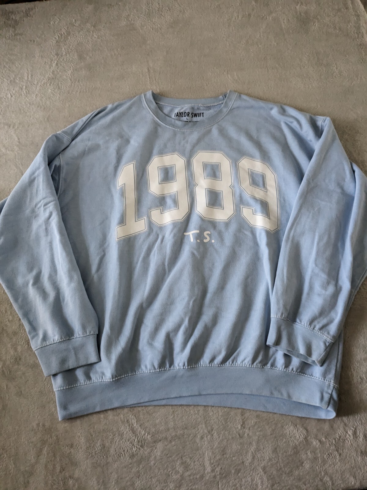 Taylor Swift – 1989 Sweatshirt Jumper – Large | eBay UK