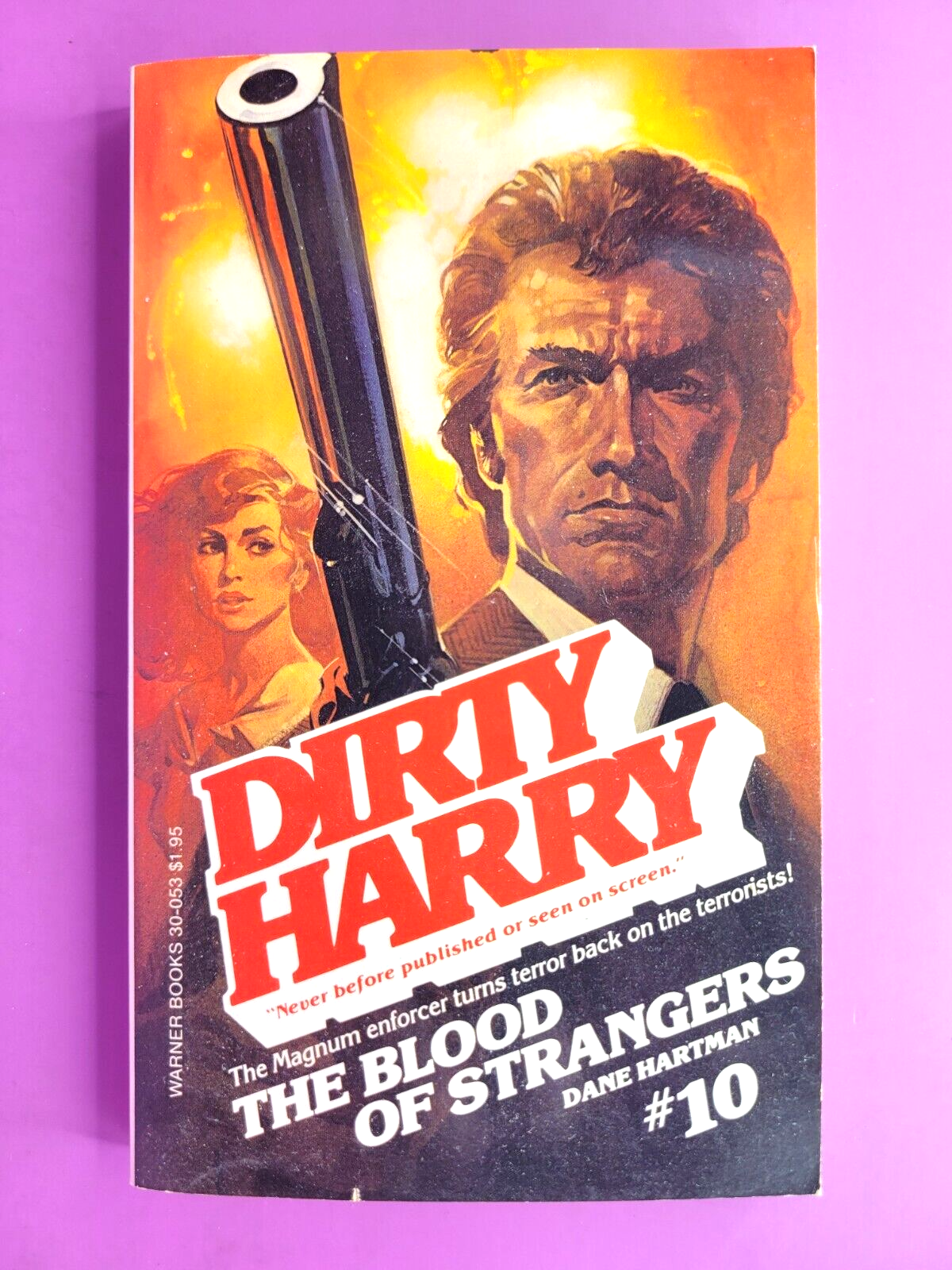 洋書 DIRTY HARRY: THE BLOOD OF STRANGERS #10 DIRTY HARRY #10 The Blood of Strangers Dane Hartman