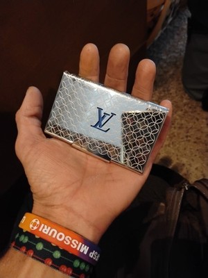 經驗證買家提供的物品圖片
