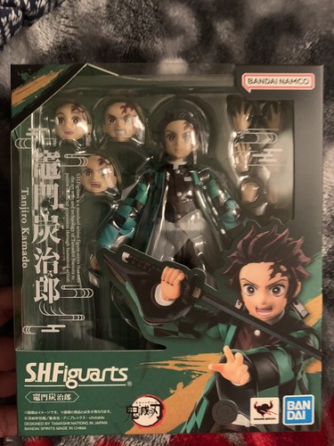 BANDAI NAMCO 竈門炭治郎 Figuarts Demon Slayer: Kimetsu no Yaiba S.H.Figuarts Tanjiro Kamado