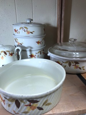 Autumn Leaf by Hall Superior Quality Dinnerware 31 pc Set from 1938