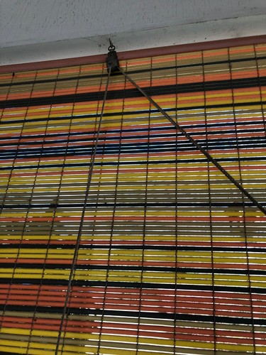 1970s Retro Vintage Window Shade Multi Color Plastic Woven Great Condition 10x6