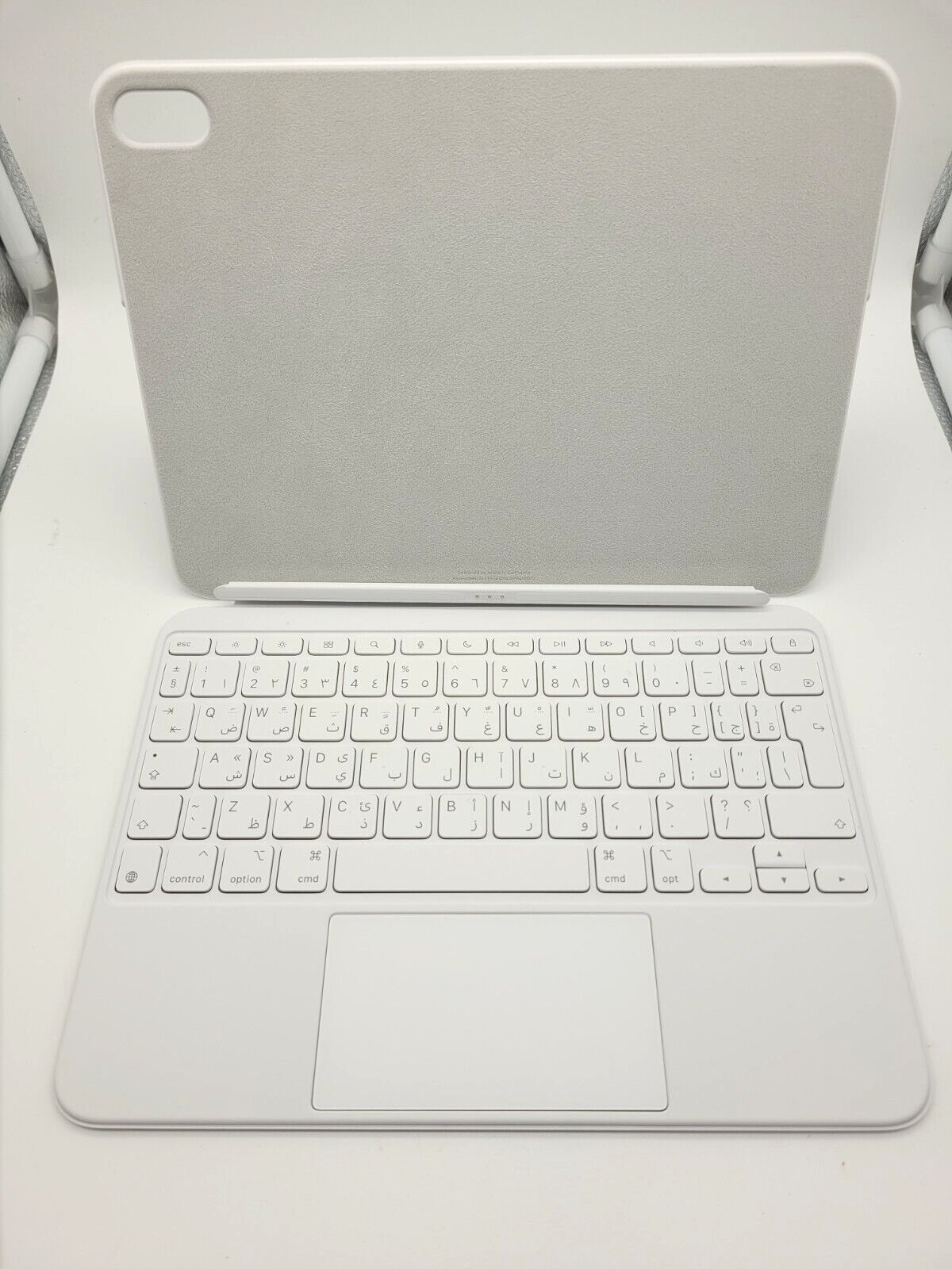 Apple Magic Keyboard Folio for iPad (10th generation) Model Apple Magic Keyboard Folio for iPad (10th generation) Model