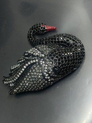 VTG QVC Signed JOAN RIVERS Classics Collection Crystals Black Swan Pin Brooch