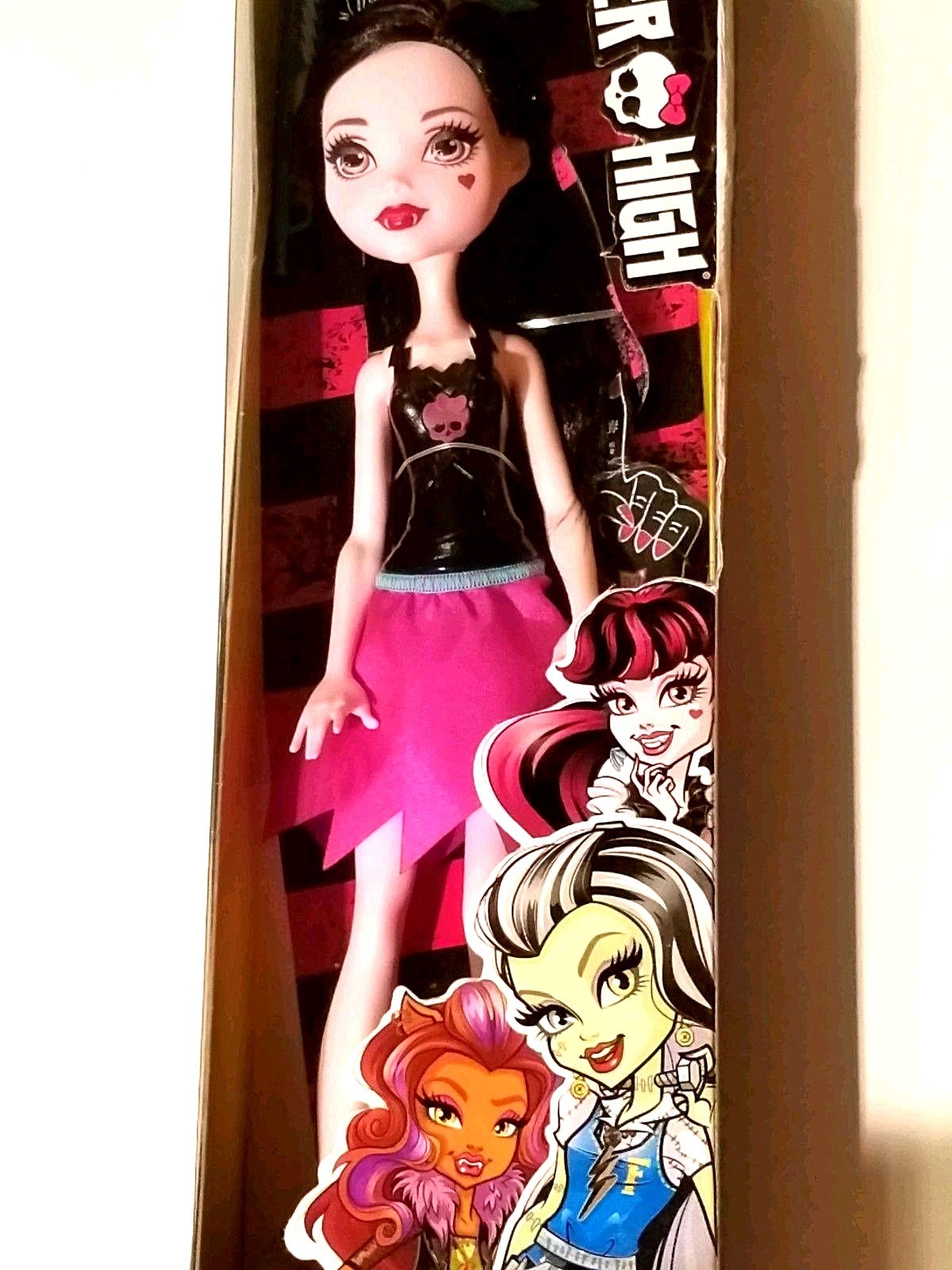 Draculaura Doll Monster High Skullette Mattel 10