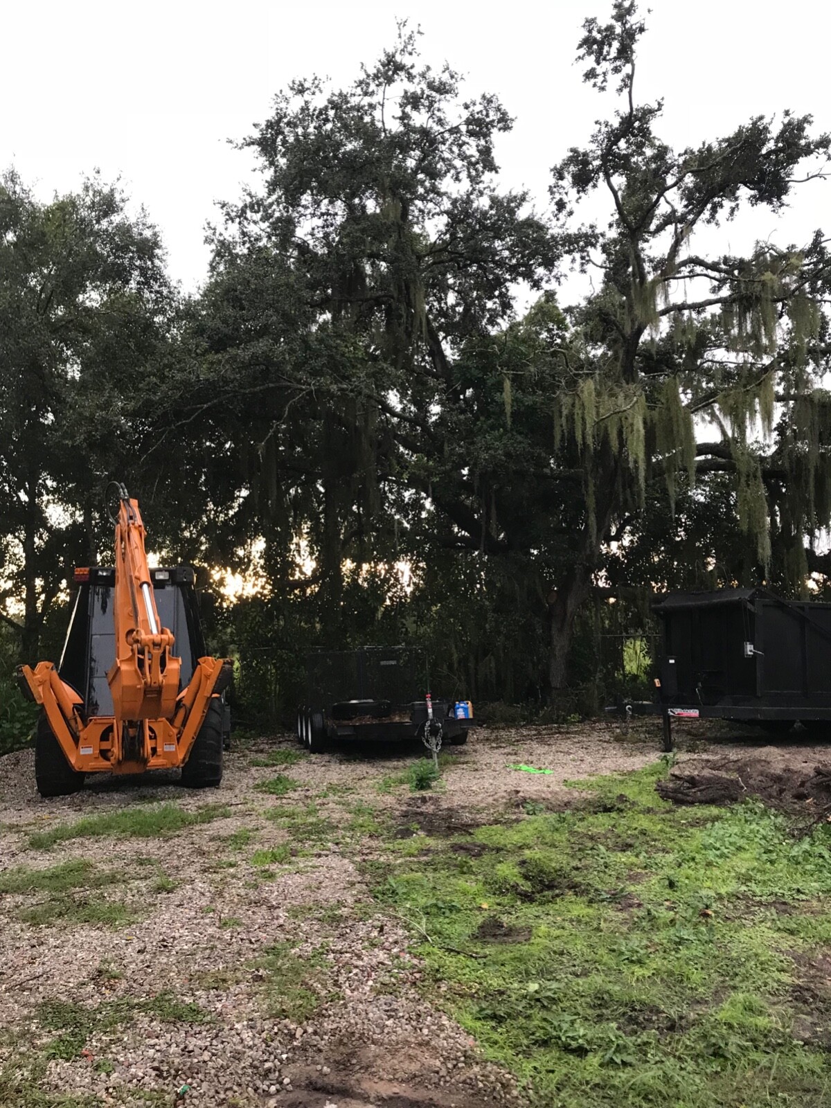 Case 580k Backhoe with grapple
