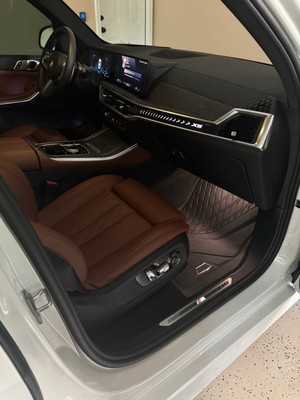 image 4 of interior