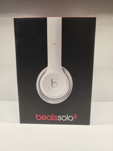 Beats by Dr.Dre Solo2 密閉型 ホワイト MH8X2PA beats_by_dr_dre_900_00135_01_s