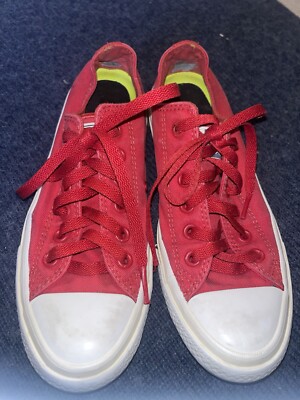Converse Chuck Taylor All Star Size 8 Women/ Euro 39 Red