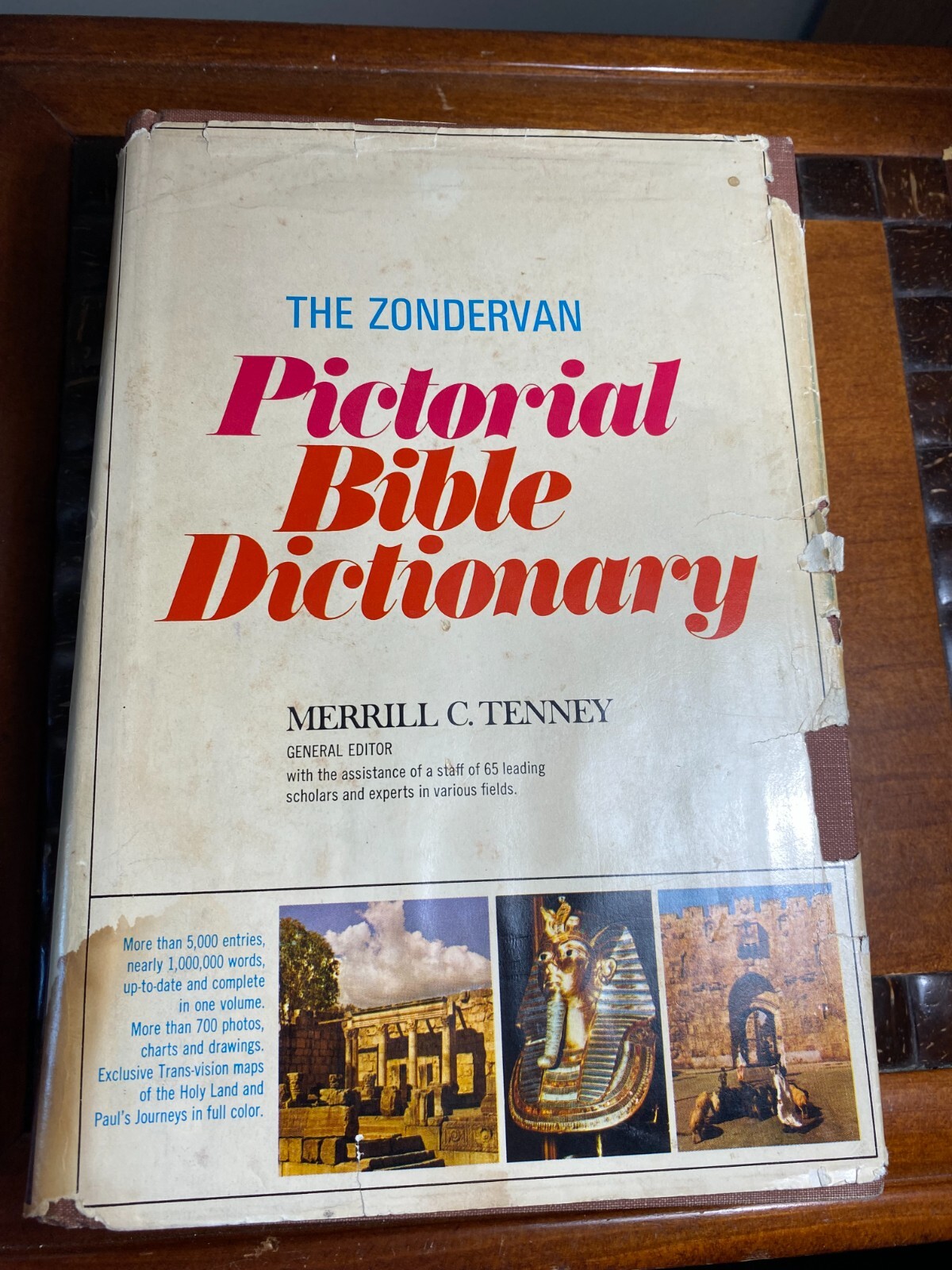 The Zondervan Pictorial Bible Dictionary by Merrill C The Zondervan Pictorial Bible Dictionary by Merrill C