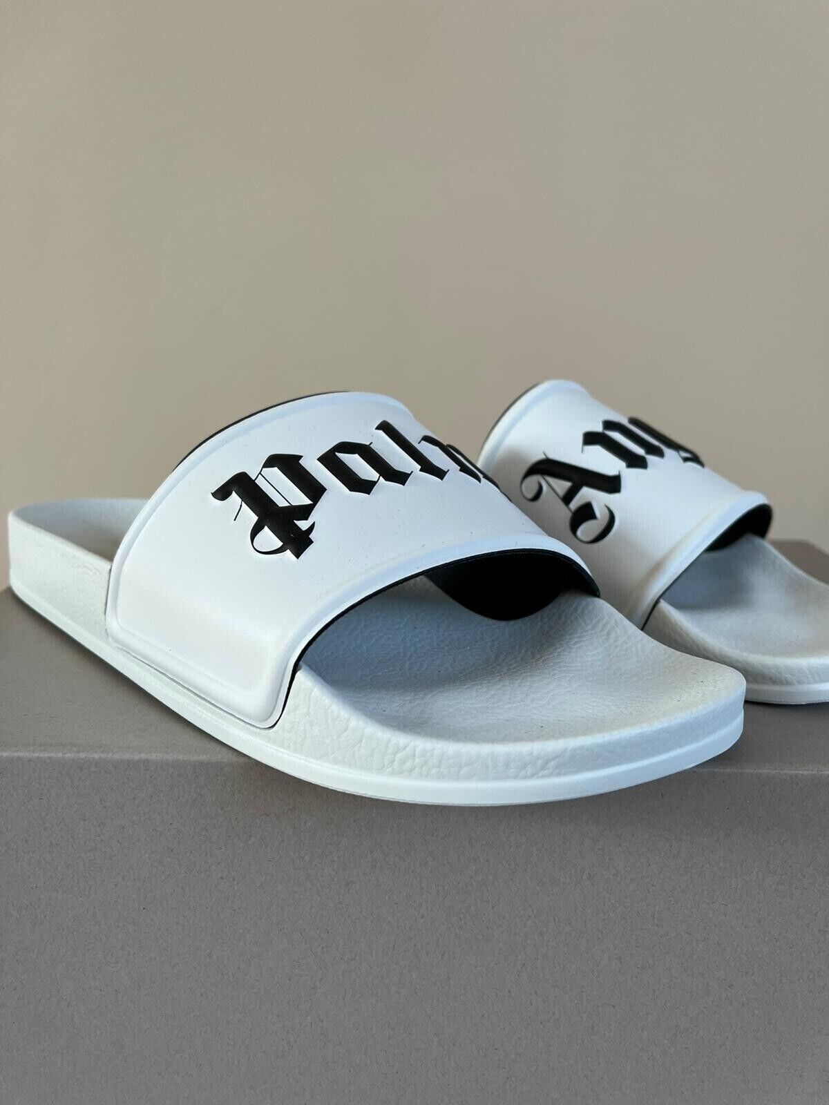 Palm Angels , Pool Slider Slipper in Black White , BNIB 41