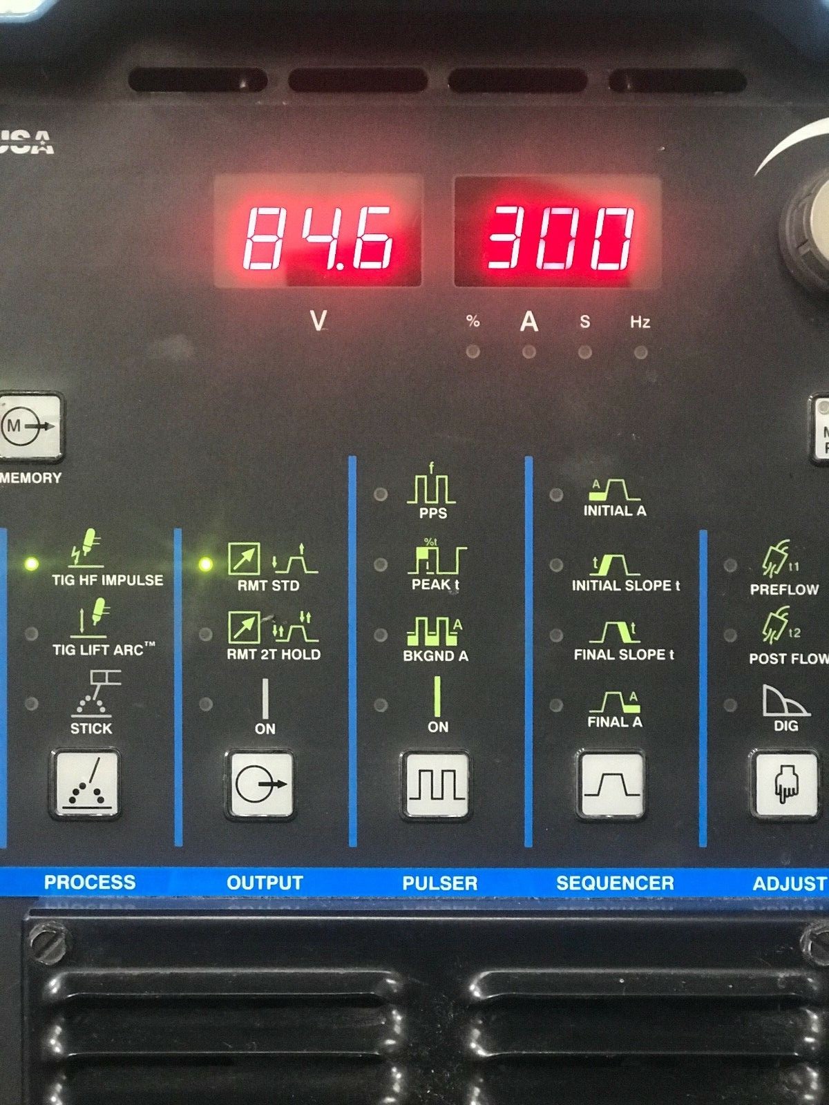 MILLER DYNASTY 300 DX WELDER