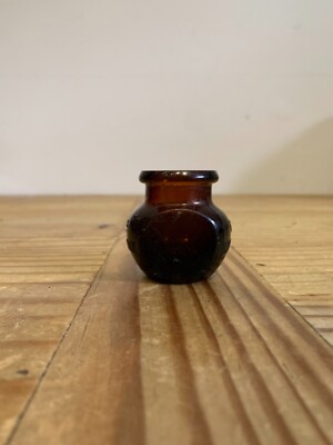 Vintage Collectible Brown Amber Glass 1oz Marmite Tub Bottle Jar No Lid