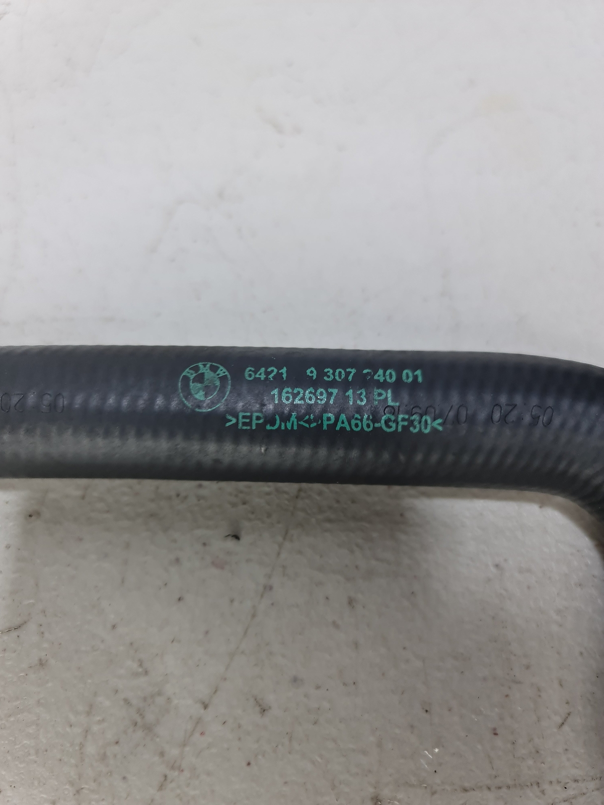 0 Bmw 2015-2020 64-21-9-307-240 64219307240 Hose Engine Feed-Coolant Pump 930 image 4