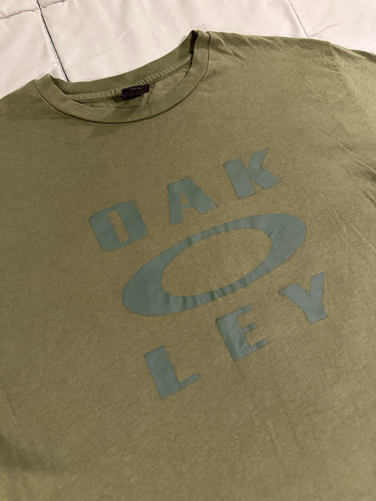 Vintage Oakley T-Shirt Graphic Spellout Tee Mens Size 2XL Green Y2K RARE!