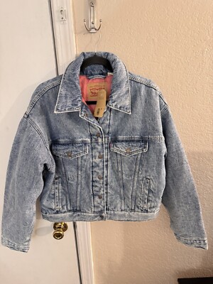 Levi's Women Padded Trucker Jacket, Denim, Non-Stretch Whatever Whenever Medium