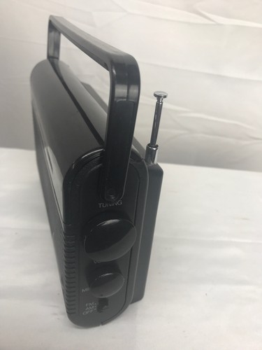 Soundesign AM/FM Portable Radio Model No. 2224BLK