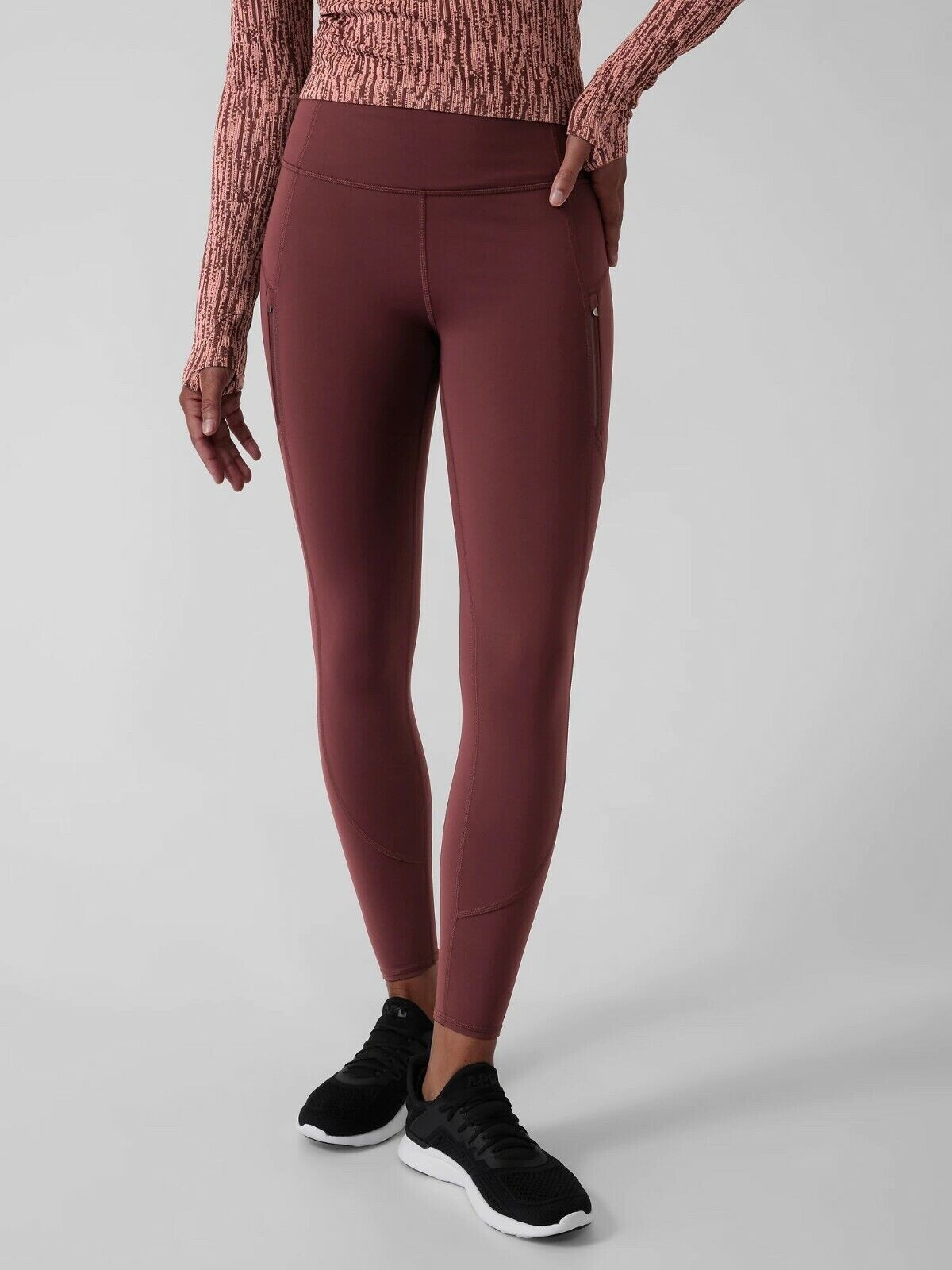 

ATHLETA Rainier Tight  Medium | Декадентский шоколад #487745 НОВИНКА, Burgundy
