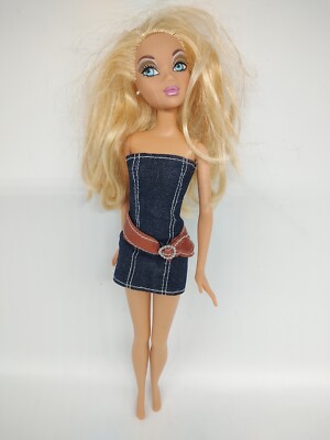 Barbie Doll MY SCENE Spring Break BARBIE with My Scene Fashions (2003)