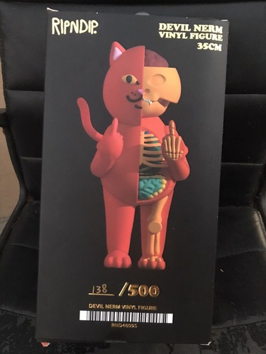 RIPNDIP -  限定 RIPNDIP R Nerm 09 Vinyl Figure Toy $_12.JPG?set_id=880000500F
