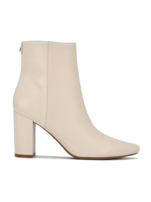 Женские кожаные ботильоны NINE WEST цвета слоновой кости Dery 9x9 с миндалевидным носком на блочном каблуке 7,5 М