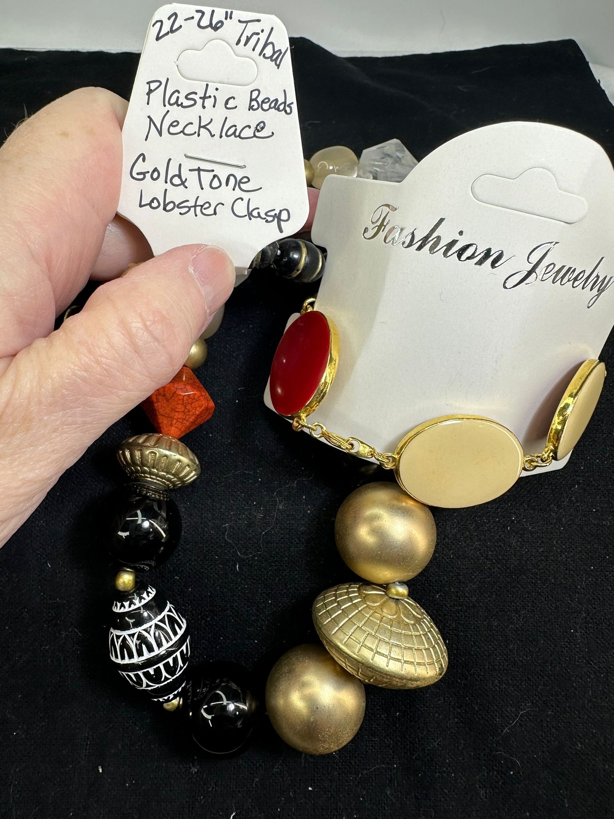 Necklace 22/26' Tribal Inspiration Plastic Beads Lobster Clasp Vintage  M-6517!