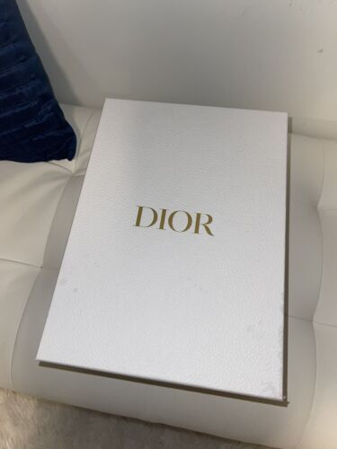 Authentic DIOR Shoe BOX Cannage Knit size 36 13x9.25x5 | eBay Authentic DIOR Shoe BOX Cannage Knit size 36 13x9.25x5 | eBay