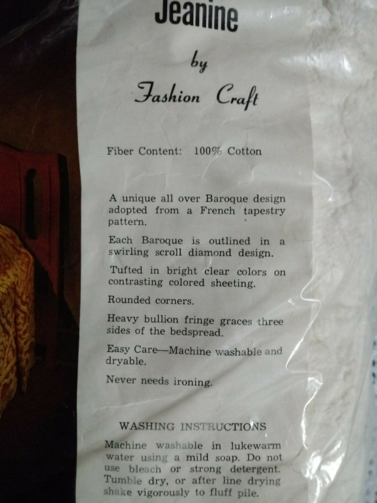 New Vintage Chenille Baroque Tufted Medallion Bedspread Blanket 96 x 106 NOS