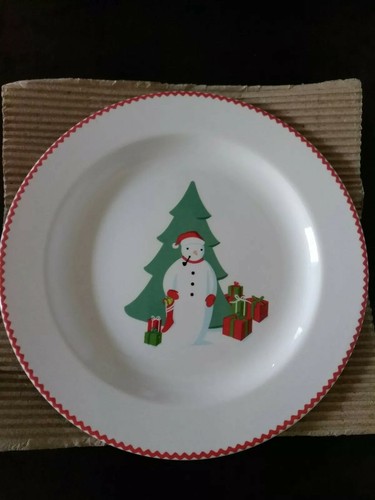 Martha Stewart Everyday Winter Jubilee Snowmen Dessert Plates 8.5