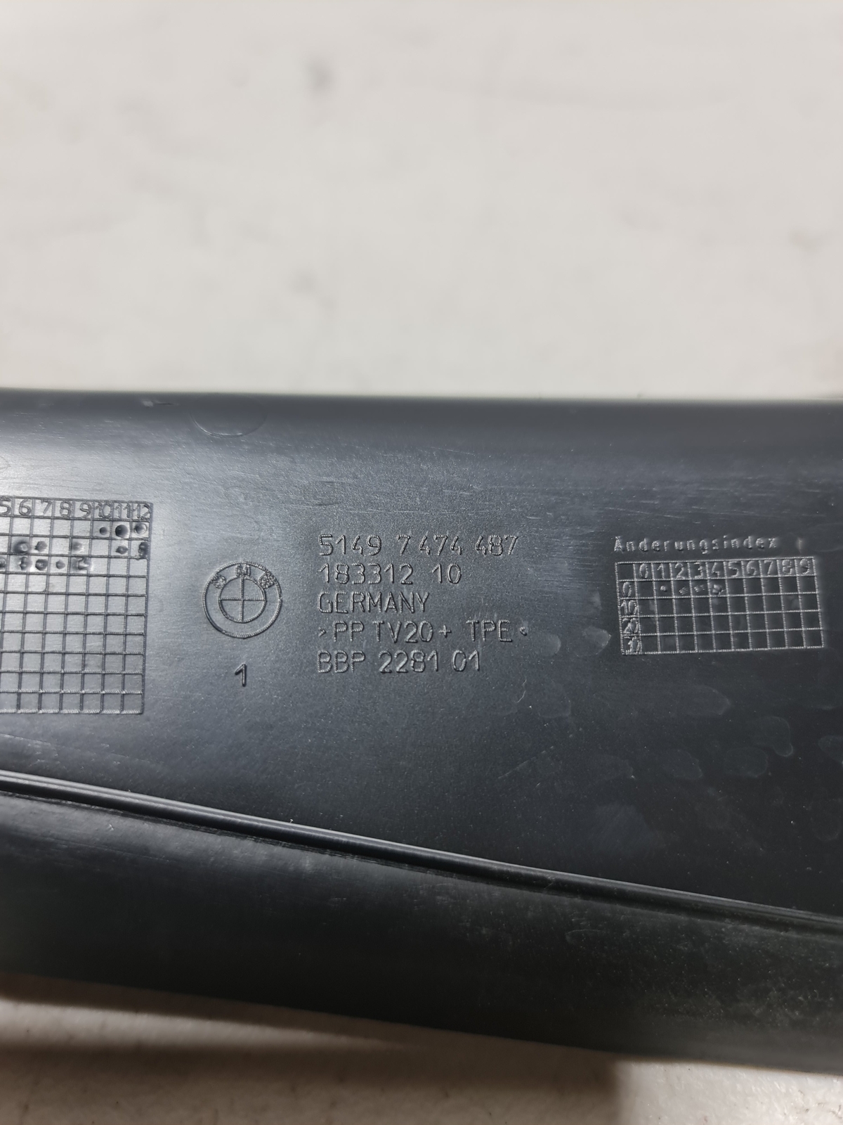 0 Bmw 2017-2020 51-49-7-474-487 51497474487 Gutter Strip Left 7474487 image 4