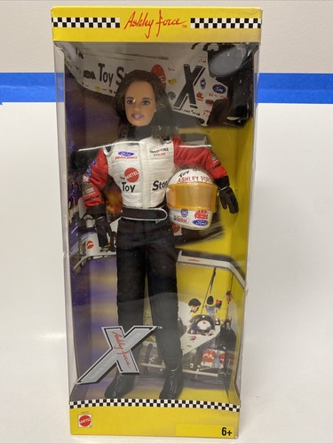 Drag Racing Mattel Barbie Action Figure Ashley Force H4572 Fire Suit Helmet 2004