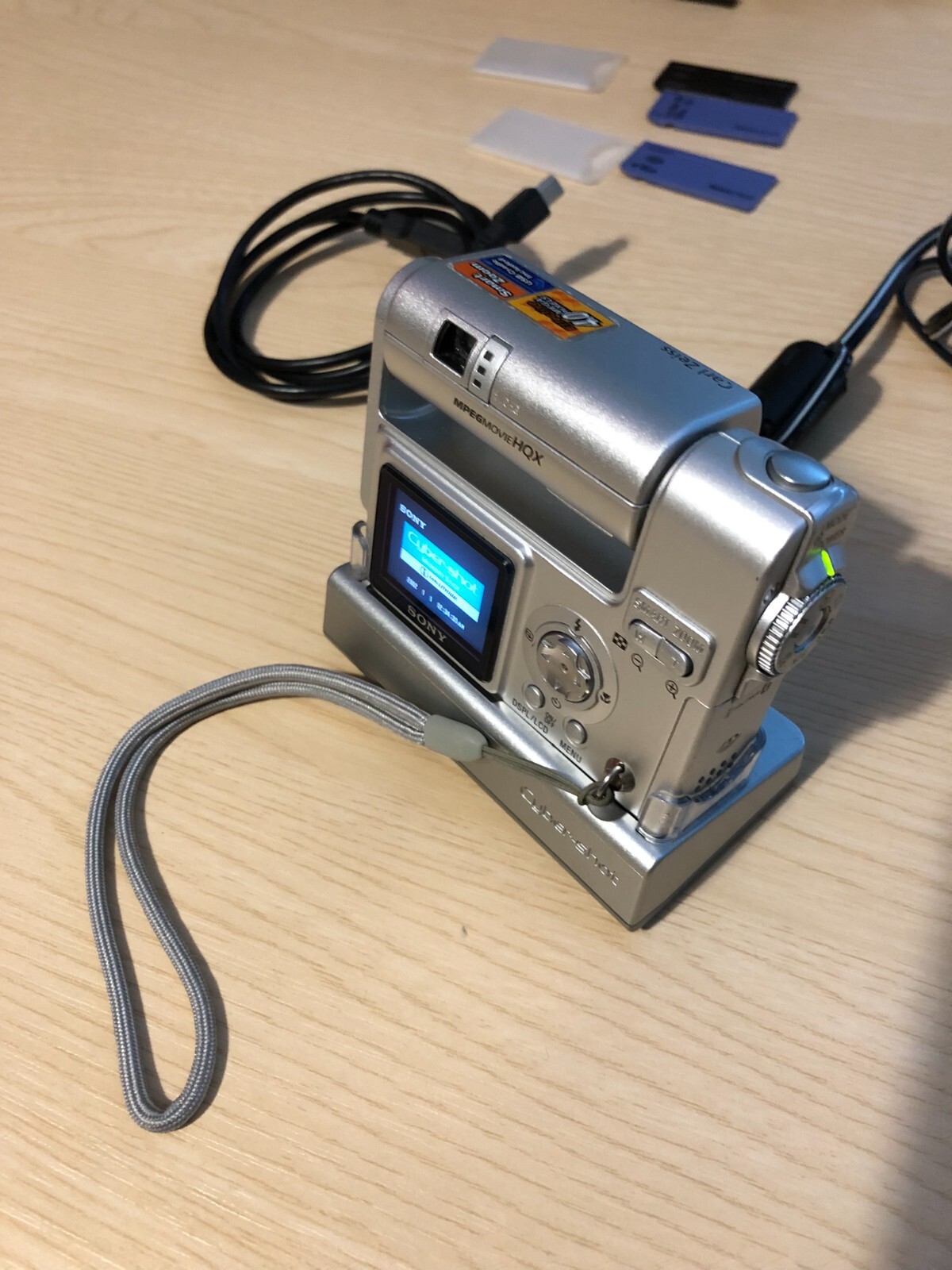 【極希少】Sony Cyber-shot DSC-F77 SONY Cyber-shot DSC-F77 - YouTube