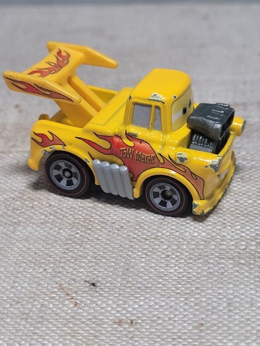 Disney Pixar Cars Funny Car Mater Cars 2 Special Deluxe Cars