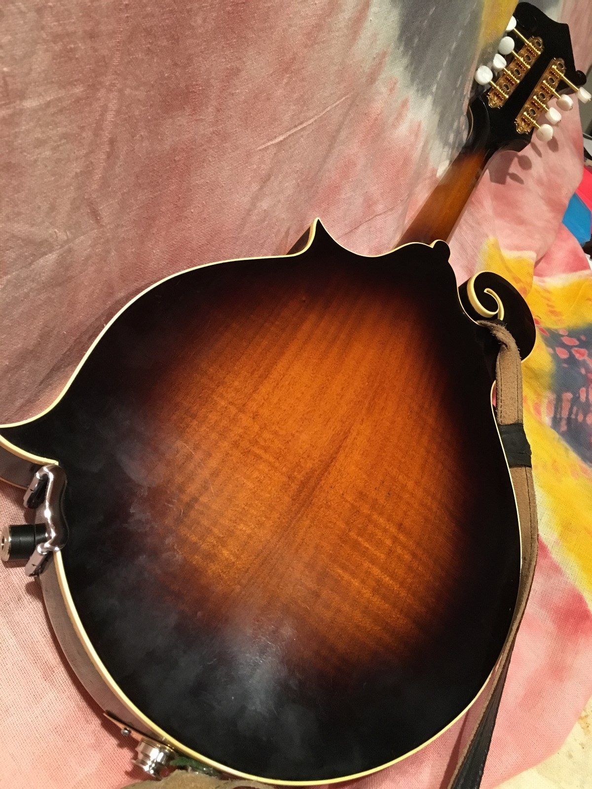 1984 Sumi carved Kentucky Master Model KM-1000 Mandolin with Case Fishman & K&K
