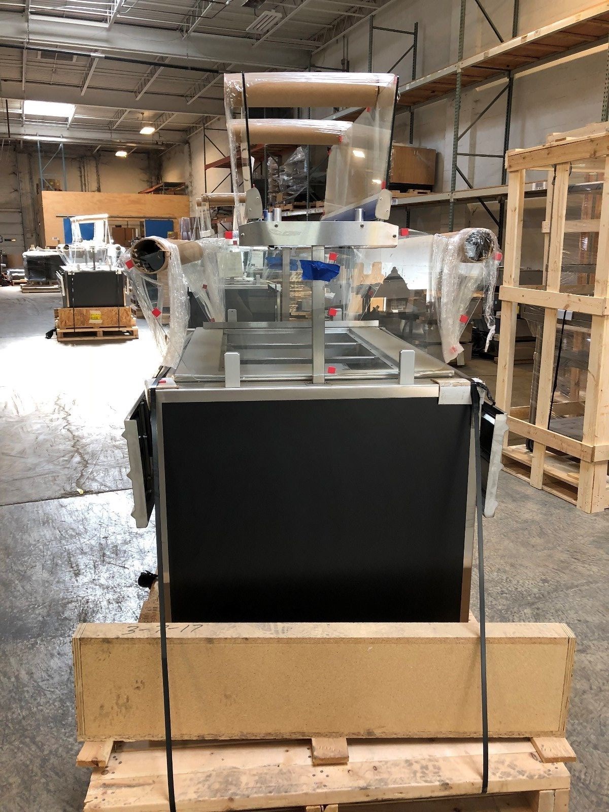 AA01110219 3-WELL MOBILE COLD BAR