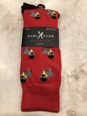 New Marc Ecko Mens Pair Of Novelty Crew Socks Red With Gray dog