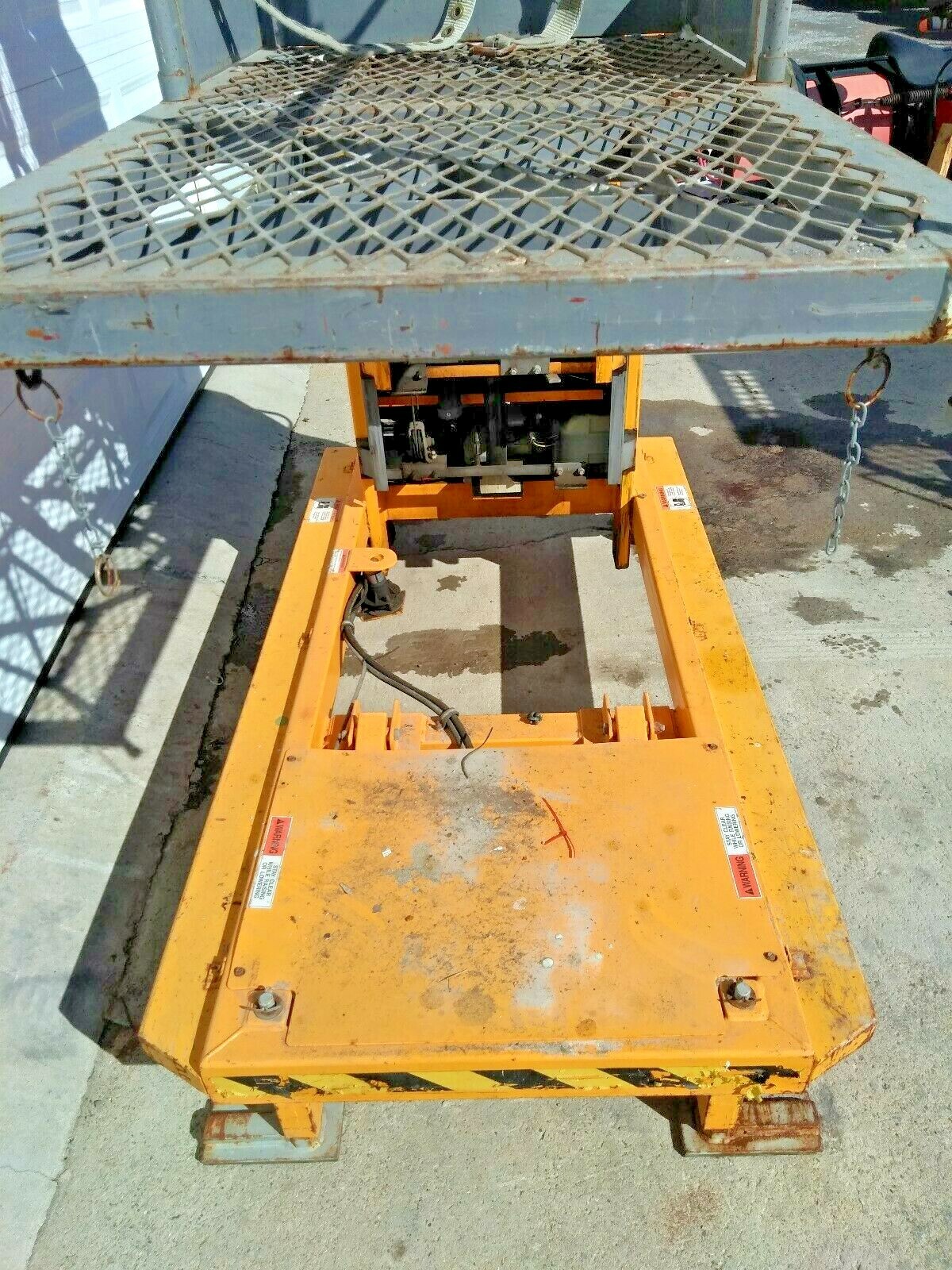 Biljax XLT1571 Personnel Lift Genie 21' working height Manlift Lift Stock Picker