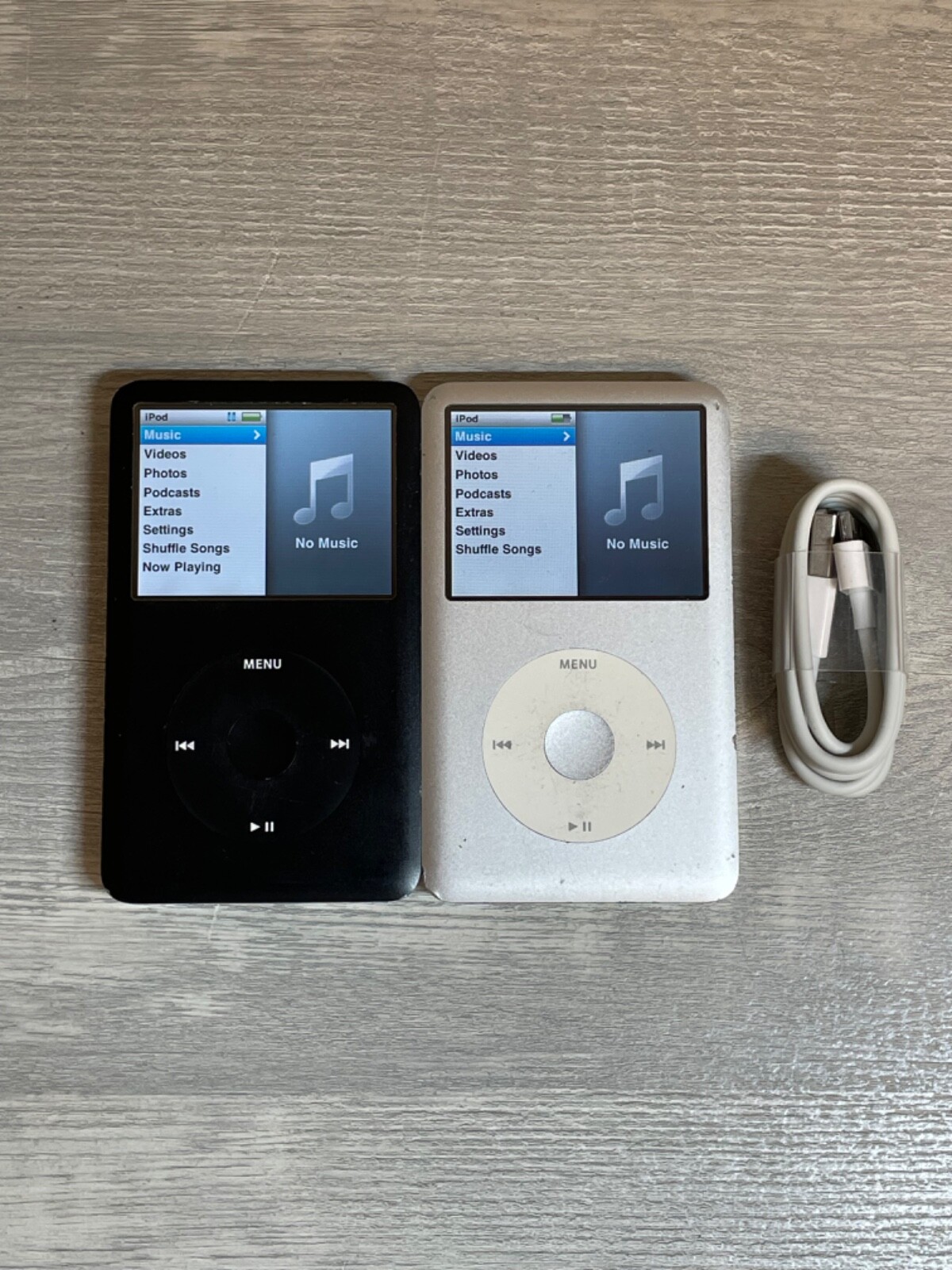 Apple iPod classic 6th Generation Silver Black (80 GB Apple iPod classic 6th Generation Silver Black (80 GB
