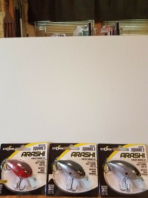 ARASHI circuit board lip--2silent--1rattling--0-3ft diving depth--3/$12.00