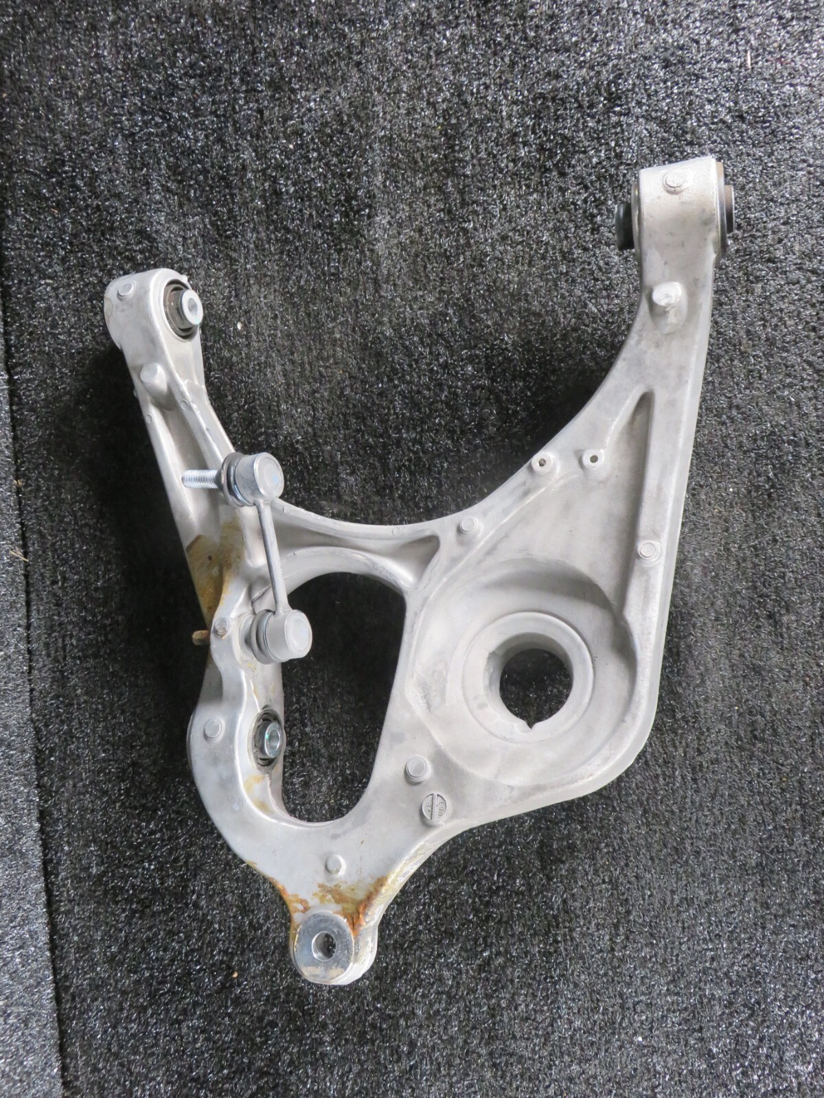 2012-2019 Mercedes ML350 GLE350 W166 Rear Right Lower Control Arm A1663501006
