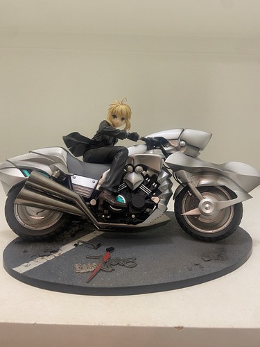 Fate / Zero Saber Motor Cuirassier 1/8 Scale PVC figure Good Fate / Zero Saber Motor Cuirassier 1/8 Scale PVC figure Good