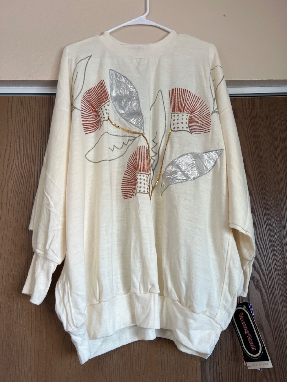 Young Stuff Old School Vintage Wide Angled Sleeve Sweatshirt Young Stuff Old School Vintage Wide Angled Sleeve Sweatshirt