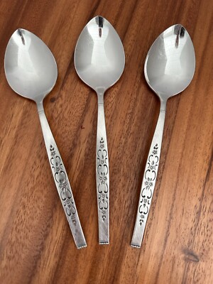 Lot of 3 --- WM A Rogers Premier Stainless Oneida Spanada Place Oval Soup Spoons