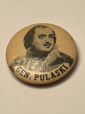 VINTAGE GENERAL CASIMIR PULASKI PIN BUTTON AMERICAN REVOLUTION CAVALRY FIGURE 1 