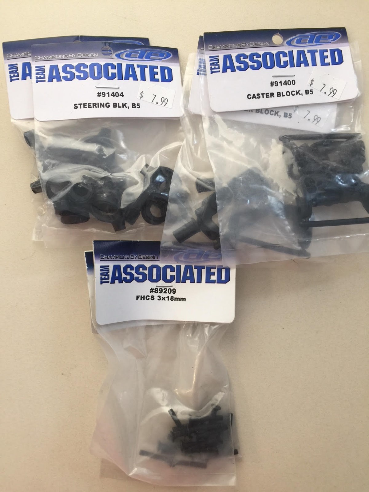 New Team Associated B5M lot Sale 91400 91463 91412 91392 91404 91442