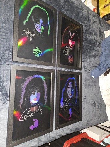 KISS Ace Frehley 直筆サイン パンフレット 半券 ステッカー KISS Ace Frehley 直筆サイン パンフレット 半券 ステッカー ace