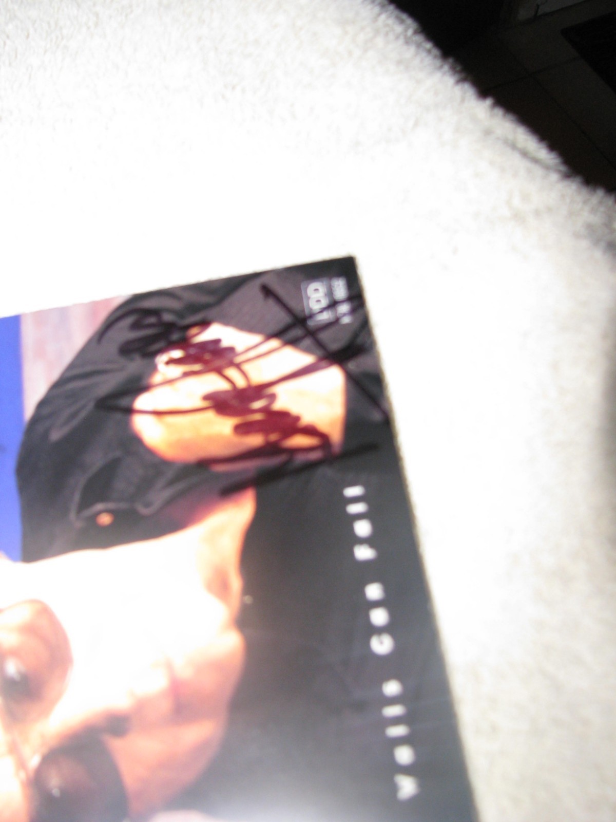 George Jones  autographed  CD  Walls Can Fall