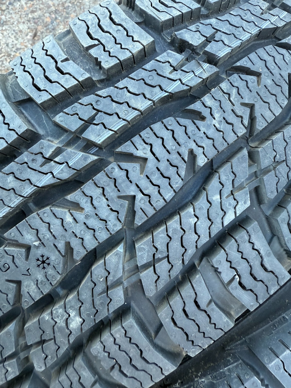 New 205 75 16C Nokian, Winter, LRR, 113/111S, x1 Tyre (F1_tyres) YD292