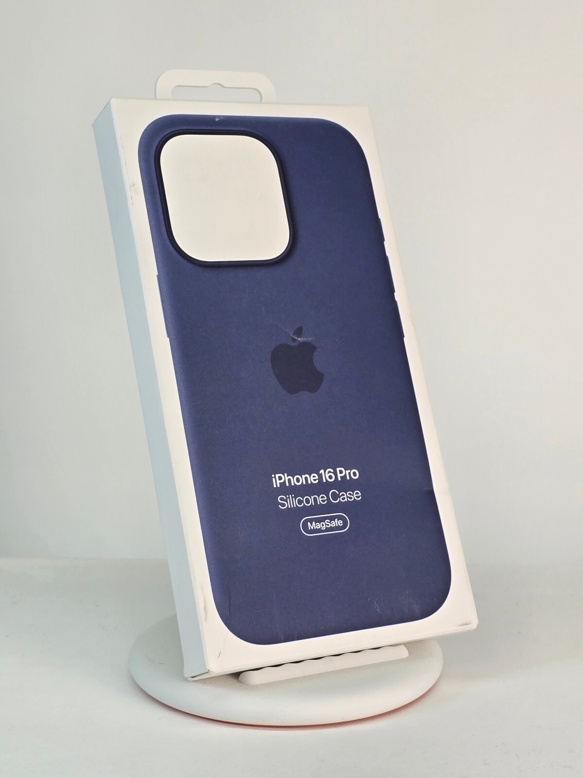 Genuine Apple iPhone 16 Pro Silicone Case w/MagSafe - Denim