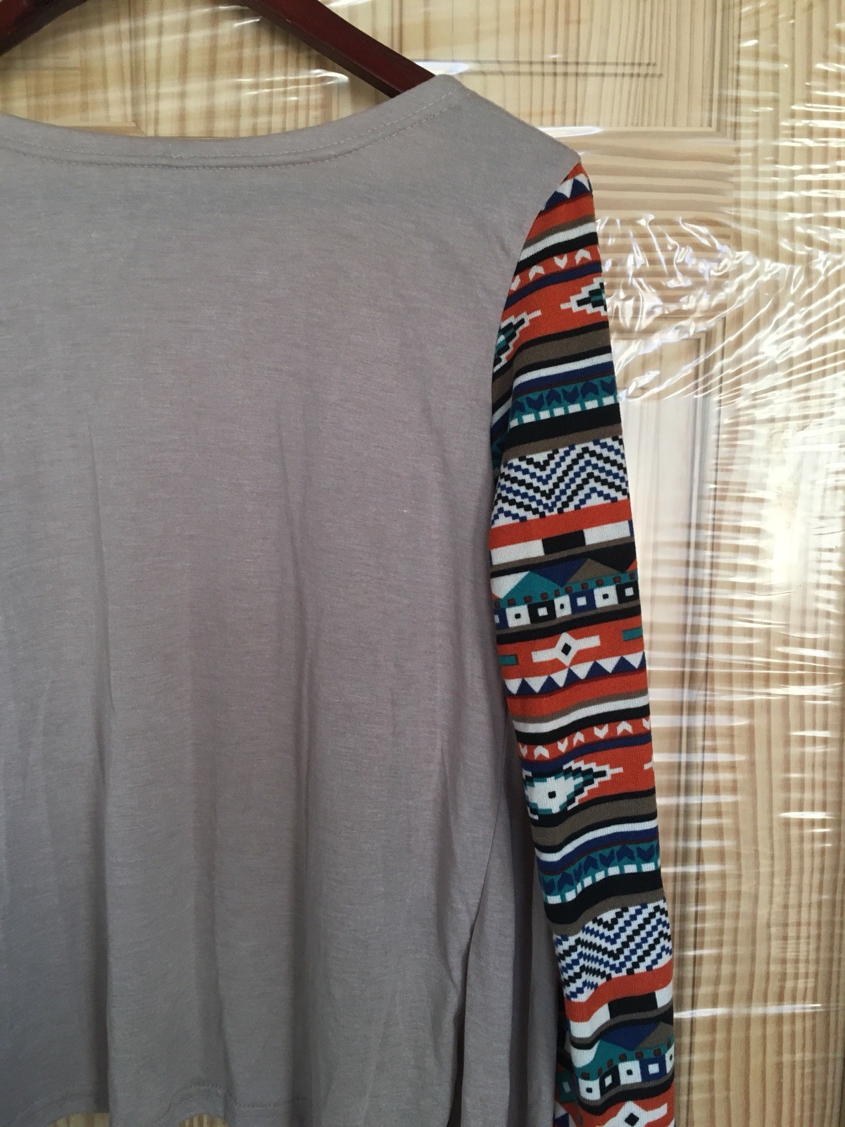 Women’s Earth Color Beige Cardigan Sweater Size M Cotton Blend Western Style